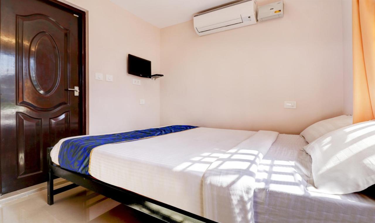 Tri-Star Presidency Cochin Hotel Kochi Exterior foto