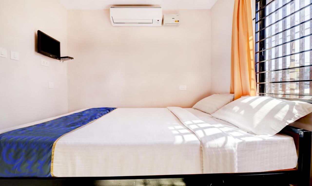 Tri-Star Presidency Cochin Hotel Kochi Exterior foto