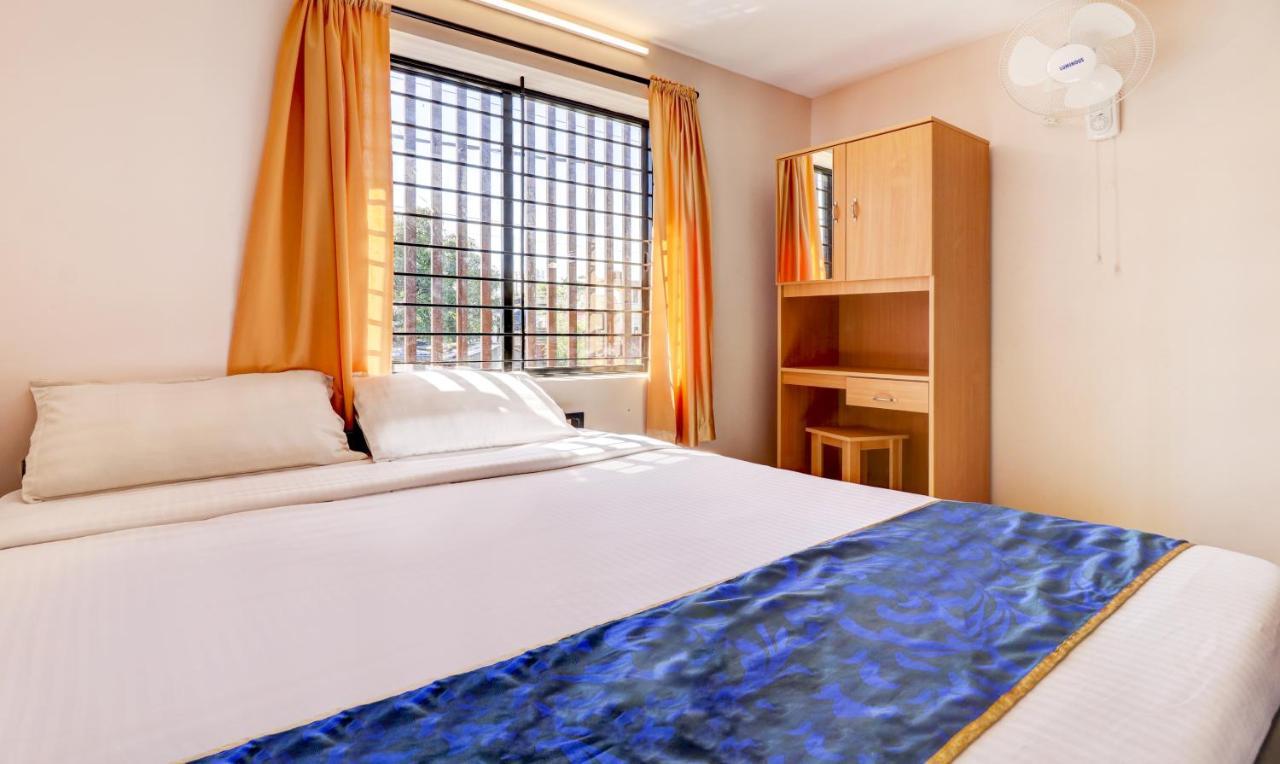 Tri-Star Presidency Cochin Hotel Kochi Exterior foto