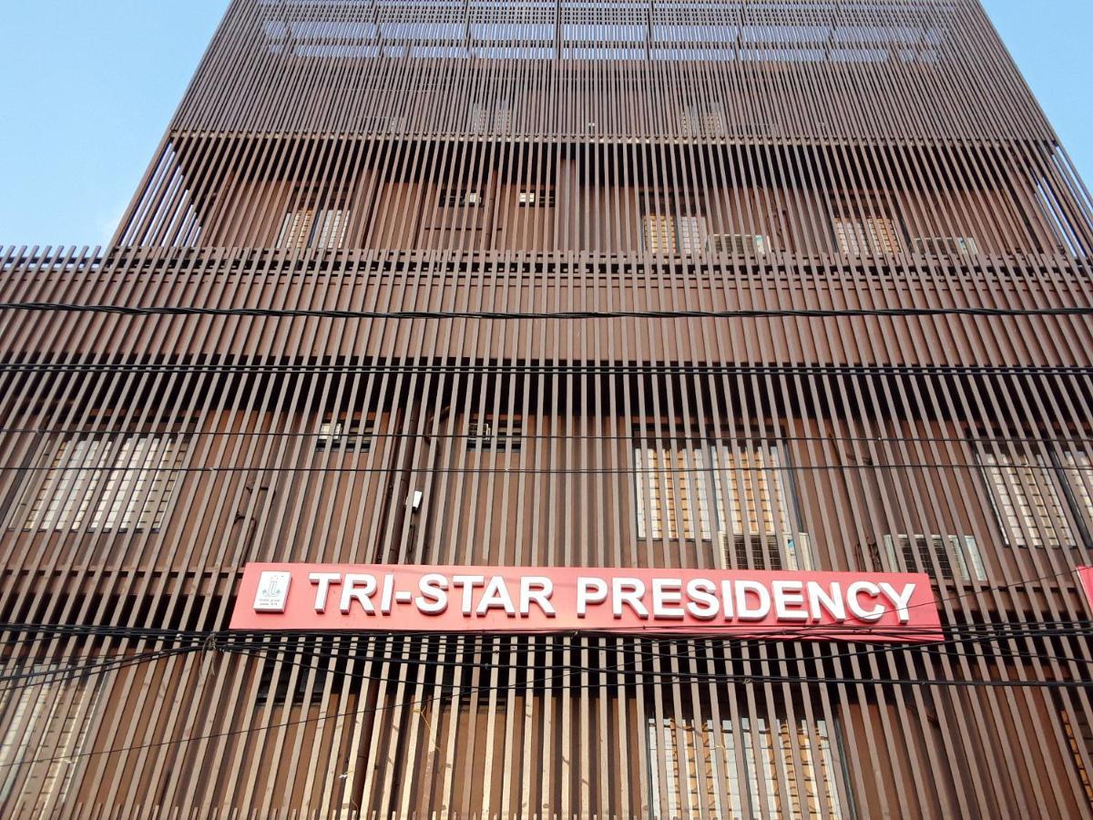Tri-Star Presidency Cochin Hotel Kochi Exterior foto
